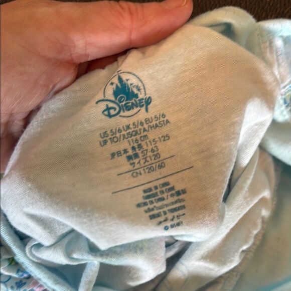 Disney 2 pack of Pink Minnie Mouse and Blue Elsa Nightgowns size 6 - Picture 7 of 10